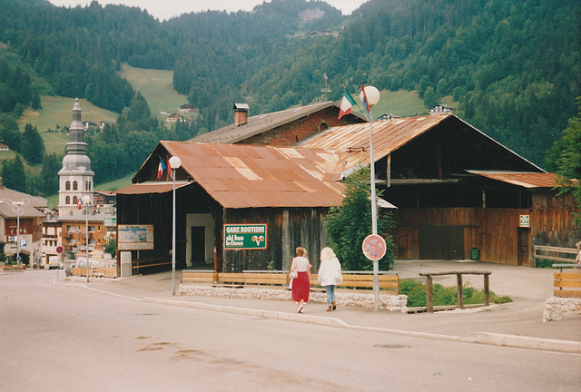 La Clusaz ski-bus bus station - Aug 1990