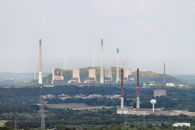 Blick nach Scholven (Halde Haniel, Bottrop-Fuhlenbrock) / 14.08.2017