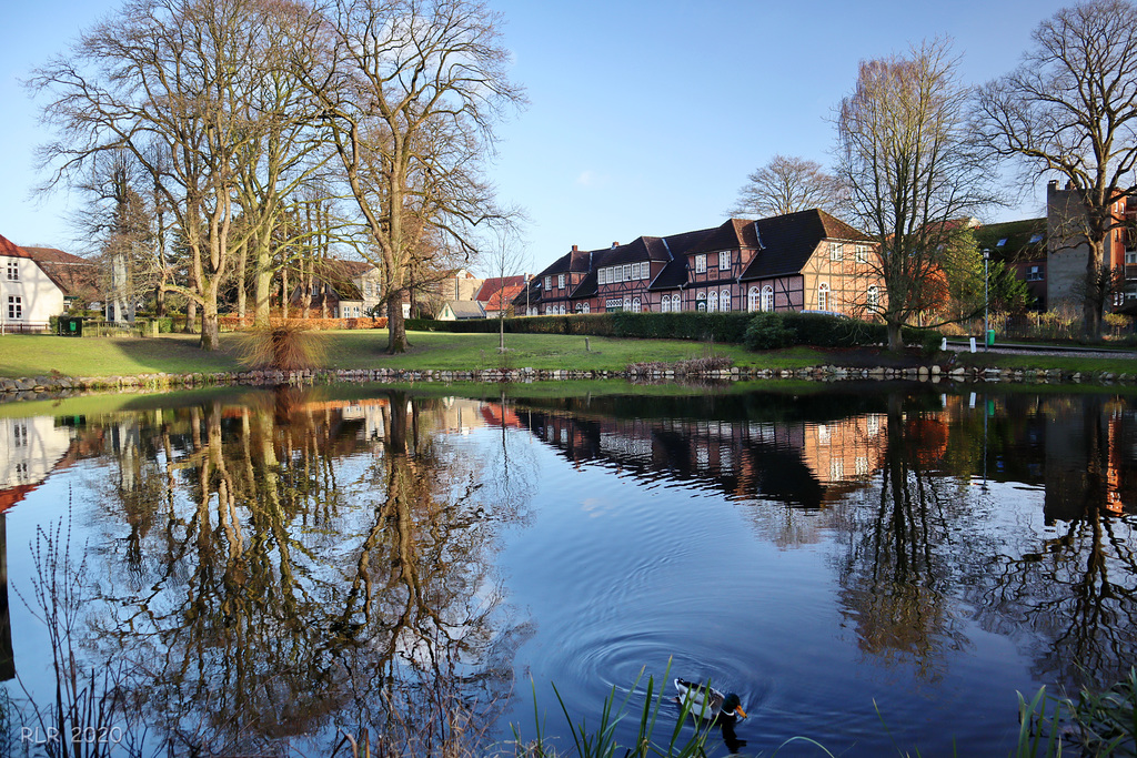 Itzehoe, Klosterhof mit Teich