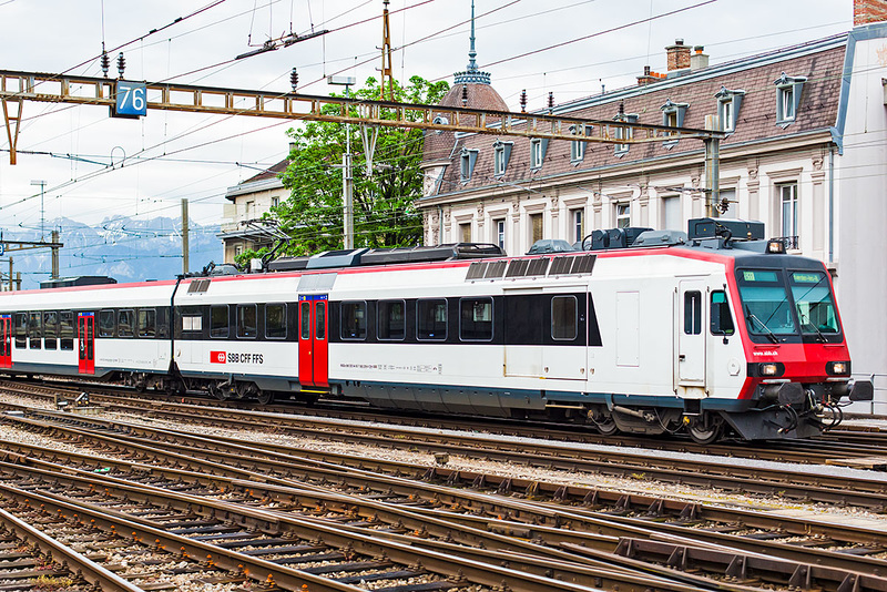120531 DOMINO Lausanne