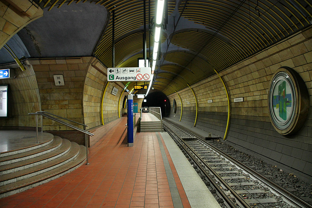 U-Bahn-Haltestelle "Schloss Broich" (Mülheim-Broich) / 19.08.2018