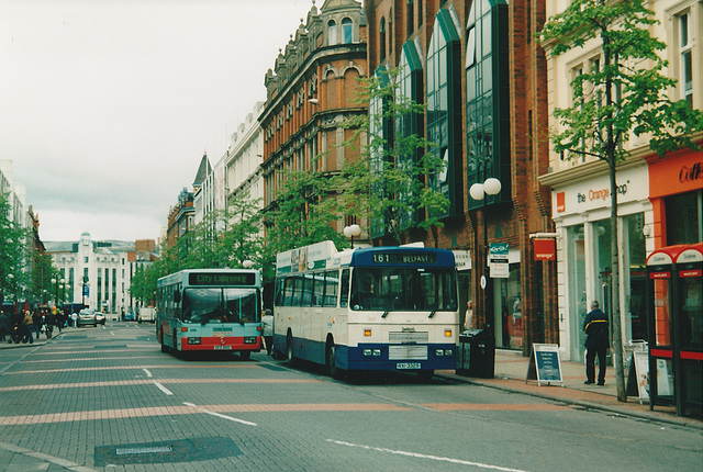 Ulsterbus RXI 3325 and Citybus DCZ 2100 - 5 May 2004 Ulsterbus RXI 3325 and Citybus DCZ 2100 - 5 May 2004