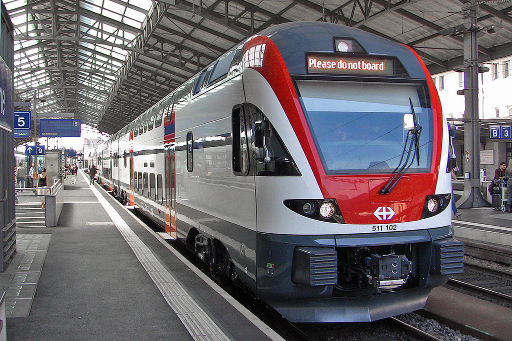 120525 Lausanne RABe511 A