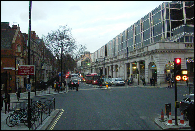 Colonnade Walk