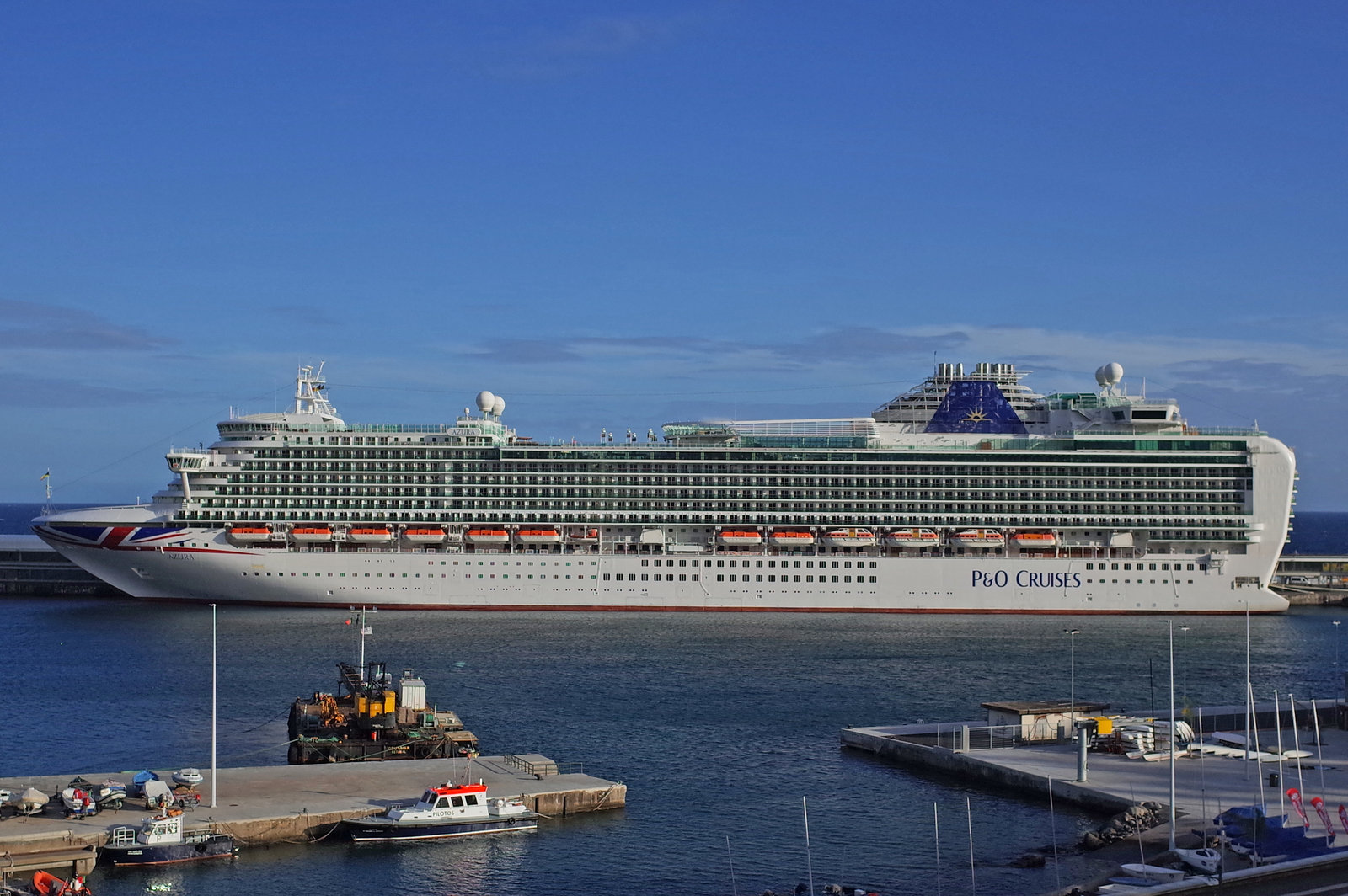 Madeira Funchal May 2016 GR Funchal Azura 2