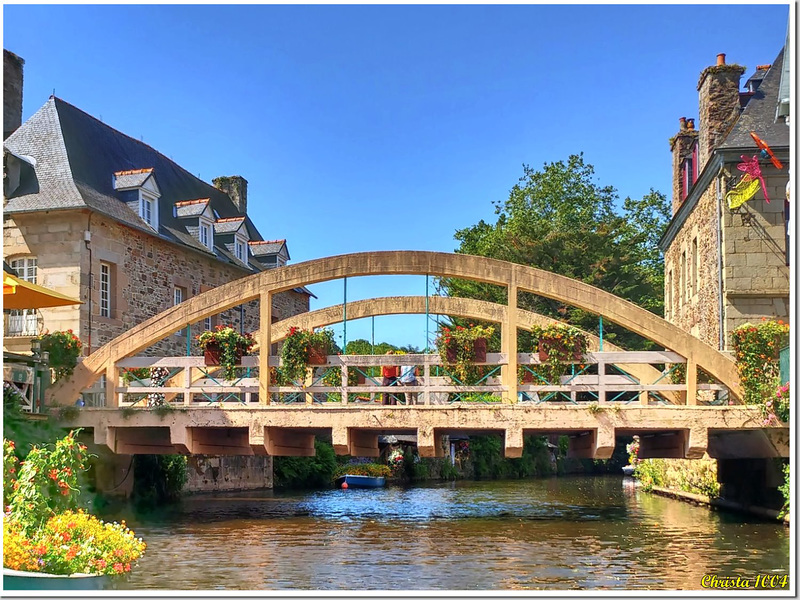 Arch bridge - HFF