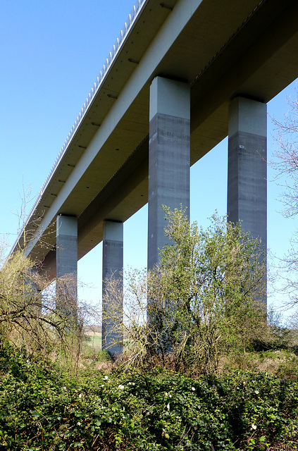 Ahrtalviadukt von unten