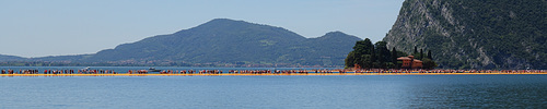 Walking like Christo