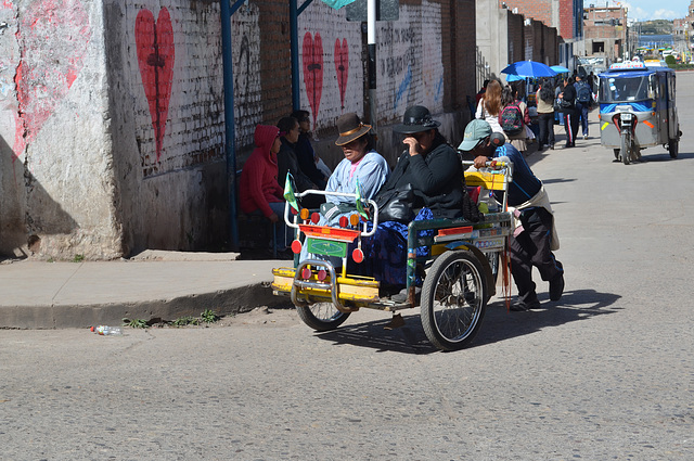 Peru, Puno, Heavy Turn