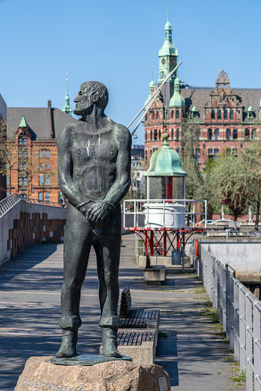 Hamburgtreffen 2025 - Tour durch die Hafencity am 27.04.2025