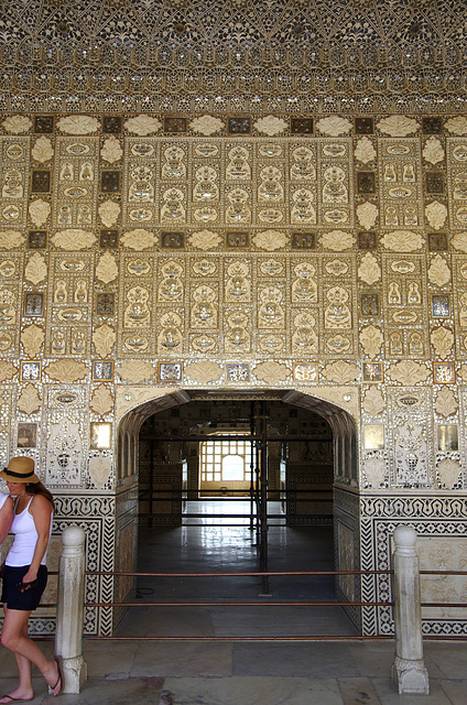 Sheesh Mahal (Mirror Palace)