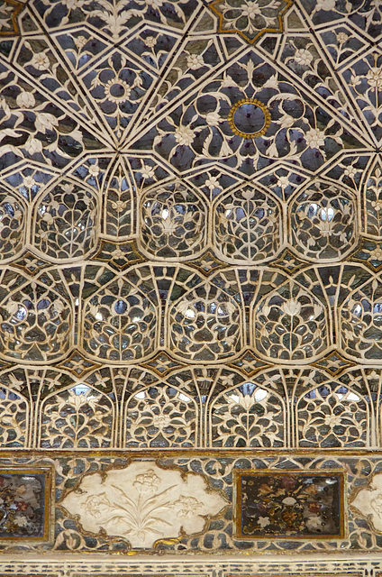 Sheesh Mahal (Mirror Palace)