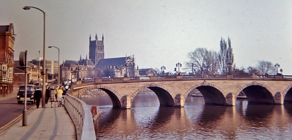 Worcester (GB) Avril/April 1969 (Diapositive numérisée).
