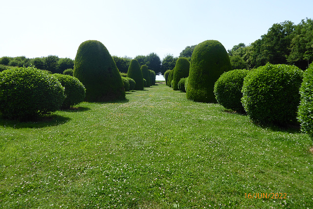 château DE LA RONGERE (Mayenne) 2/3