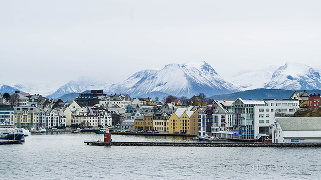 Arriving at Alesund