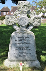winchelsea church, sussex (125)tombstone of spike milligan +2002
