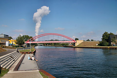 Rhein-Herne-Kanal mit Brücke Wartburgstraße (Castrop-Rauxel-Henrichenburg) / 11.09.2022