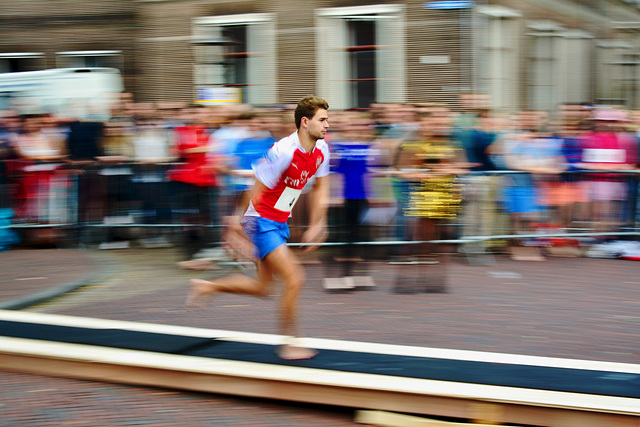 Leidens Ontzet 2016 – Fierljeppen