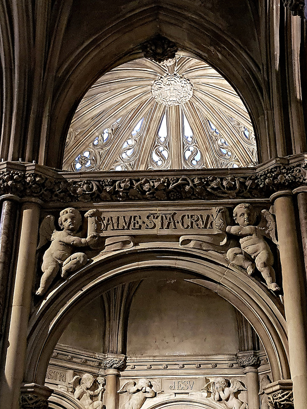 Side chapel