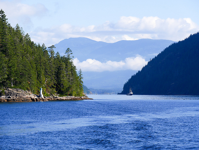 Schifffahrt von Port Alberni nach Ucluelet