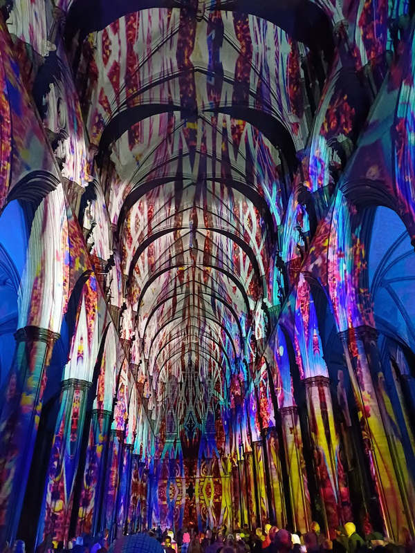 Salisbury cathedral light show