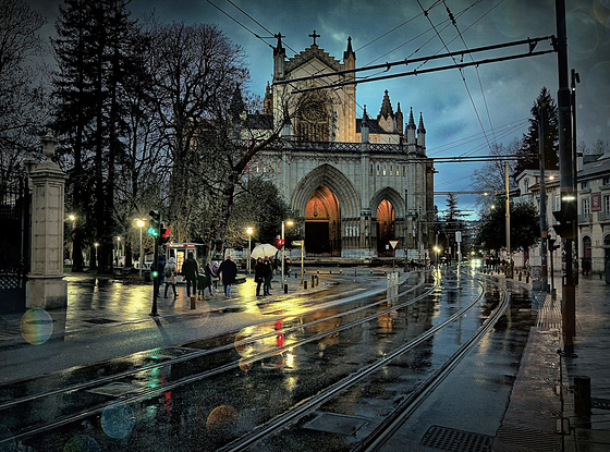 VITORIA AND THE RAIN