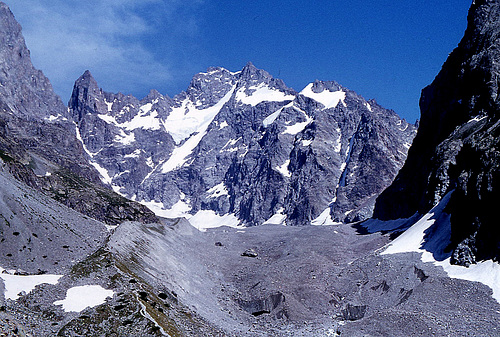 Vue sur Glacier noir Htes Alpes