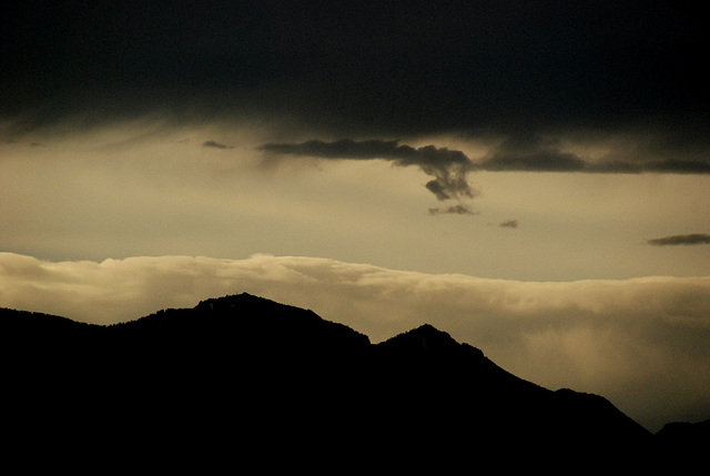 Dämonische Wolken über Hochries und Feichteck