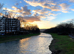 DE - Bad Neuenahr - Die Ahr kurz vor Sonnenuntergang
