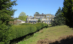 Chilworth Manor