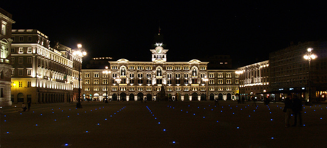 Piazza dell'Unità d'Itali at Night