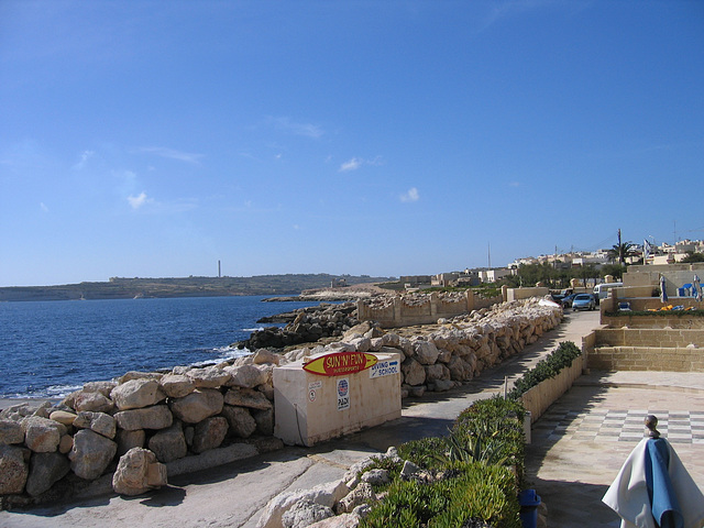 Sun 'n' Fun, what more do you want? Marsaskala, Malta (2006)