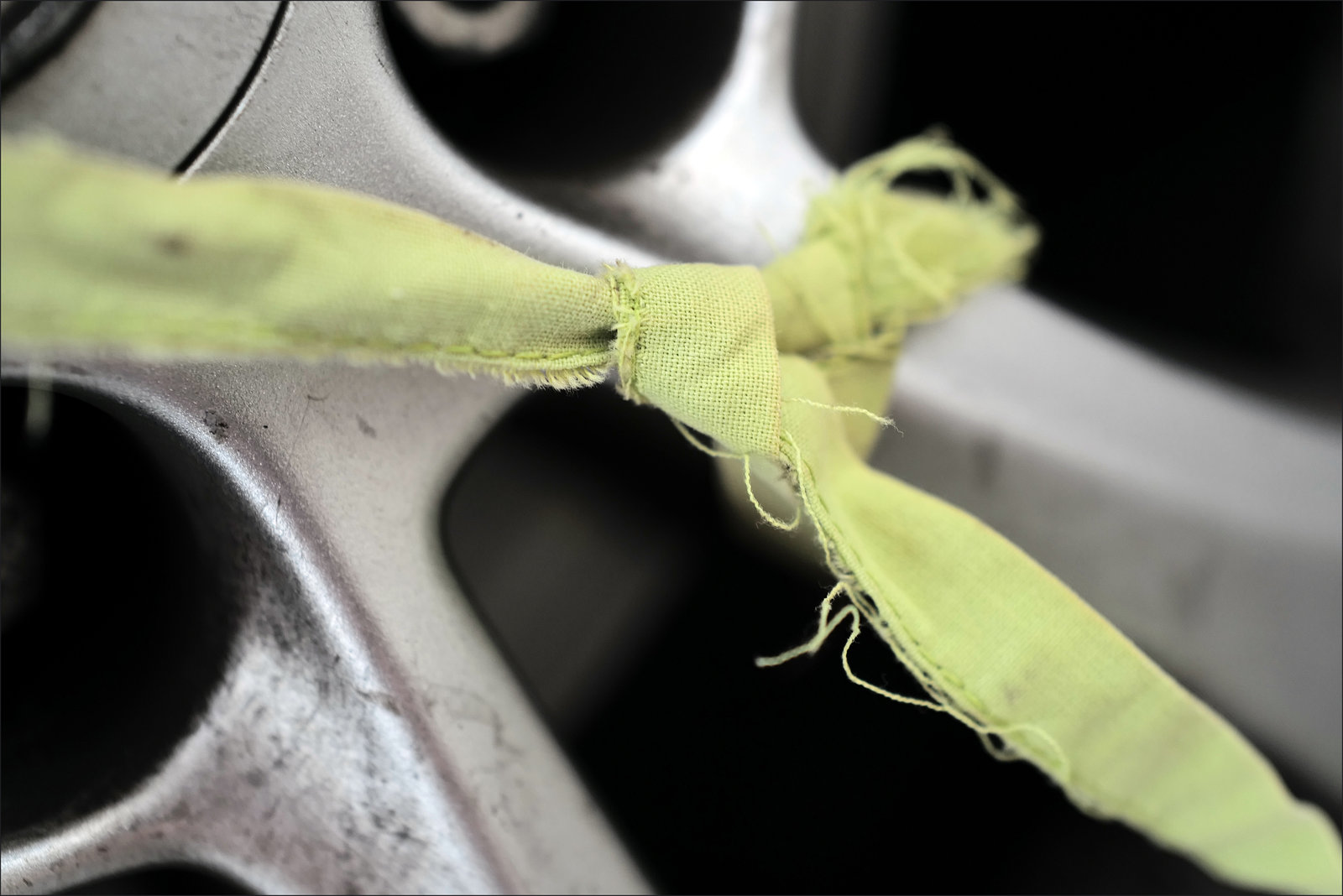 Penedos, Knotted car L1002271