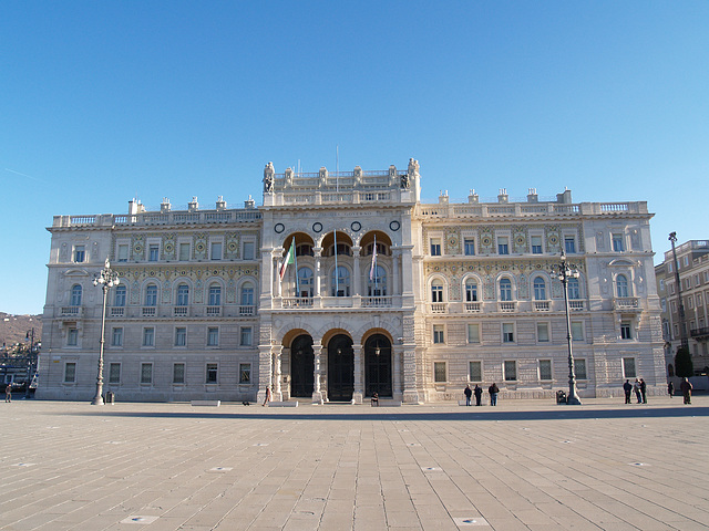 Commissariato Del Governo Nella Regione Friuli-Venezia Giulia‎