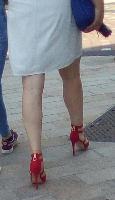 Gaëtane photographer / Lady in high heels in her fifties Gaëtane photographer / Lady in high heels in her fifties