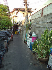 Ruelle étroite / Narrow street