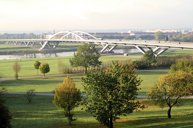 Die Waldschlösschen-Brücke (3xPiP)