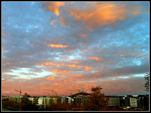 Amanecer de colores, 1