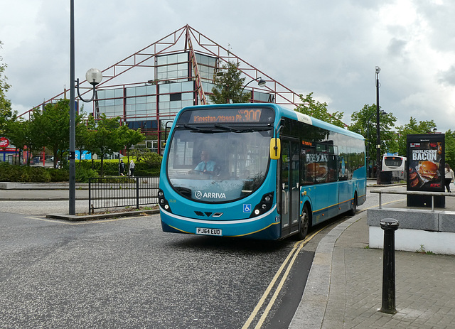 Arriva the Shires 3328 (FJ64 EUO) in Milton Keynes - 18 May 2019 (P1010801)