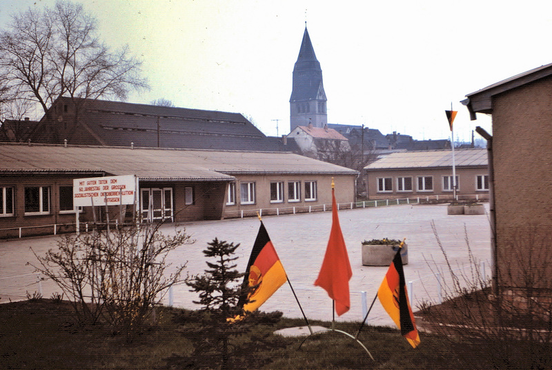 Environs de Eisleben (D) Nähe von Eisleben.// à l'époque RDA; damals DDR) Avril / April 1977. (Diapositve numérisée).