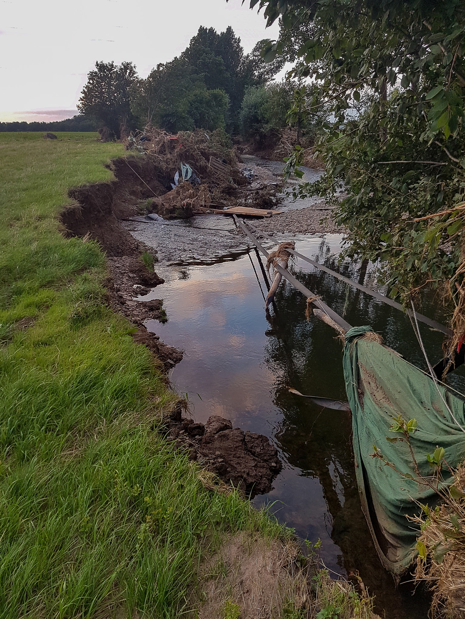 Die Erft nach der Flut