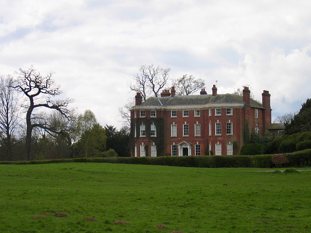 Shakenhurst (Grade II* Listed Building)