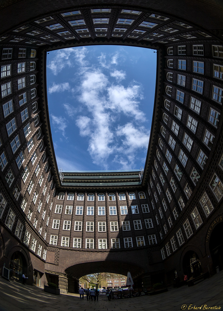 Innenhof vom Chilehaus (PiP)