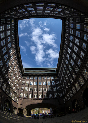 Innenhof vom Chilehaus (PiP)