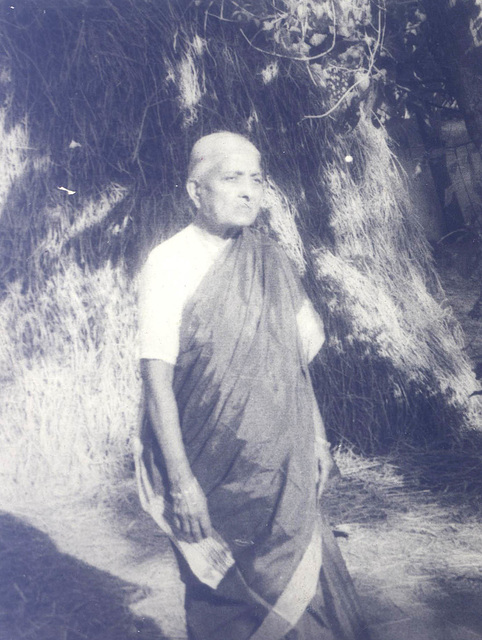 Ammaayamma : Seshendra Sharma's Mother