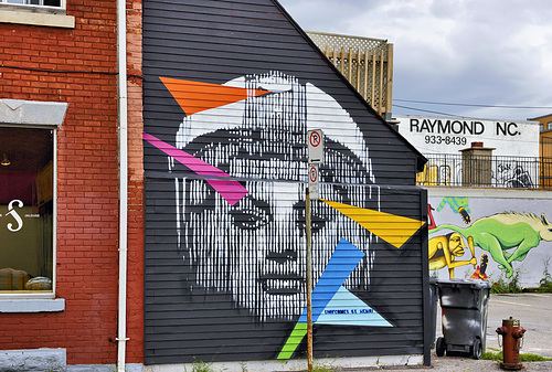 Uniformes St-Henri Mural – Notre-Dame at de Lévis, Montréal, Québec