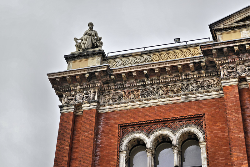 The Corner Suite – John Madjeski Garden, Victoria and Albert Museum, South Kensington, London, England