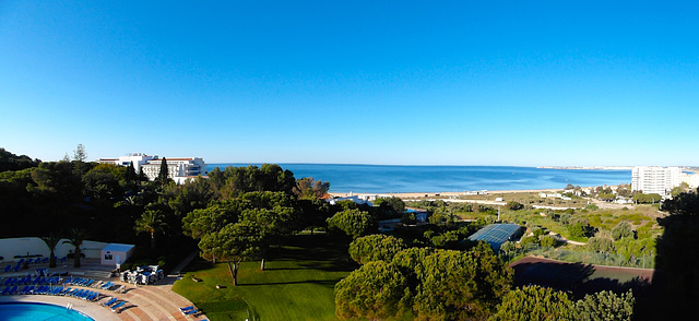 Bay of Lagos seen from the Hotel Delfim, Alvor (2014)
