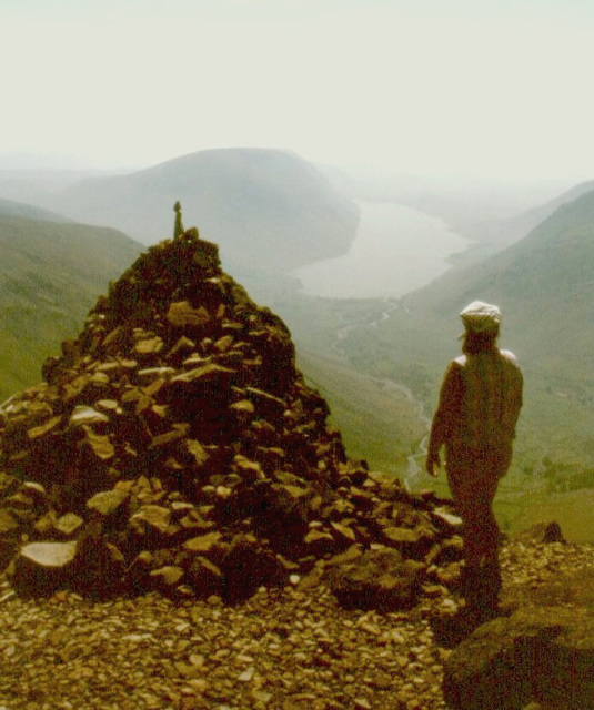 Pam on Great Gable  by Westmorlands Cairn Looking down Wasdale 24272710491 o