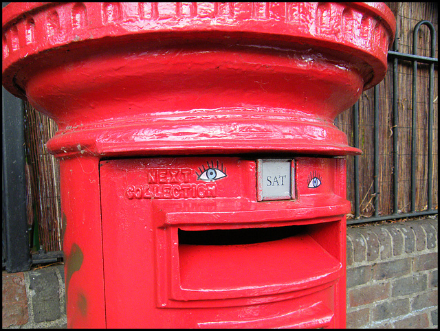 eyeing up the mail